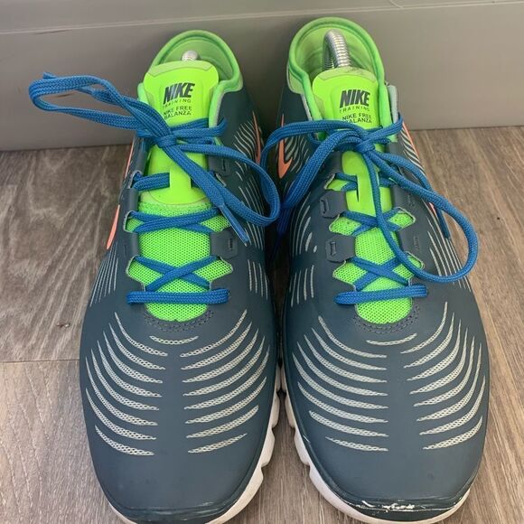 Size 10 Womens nike free balanza 3.0 - Picture 2 of 6
